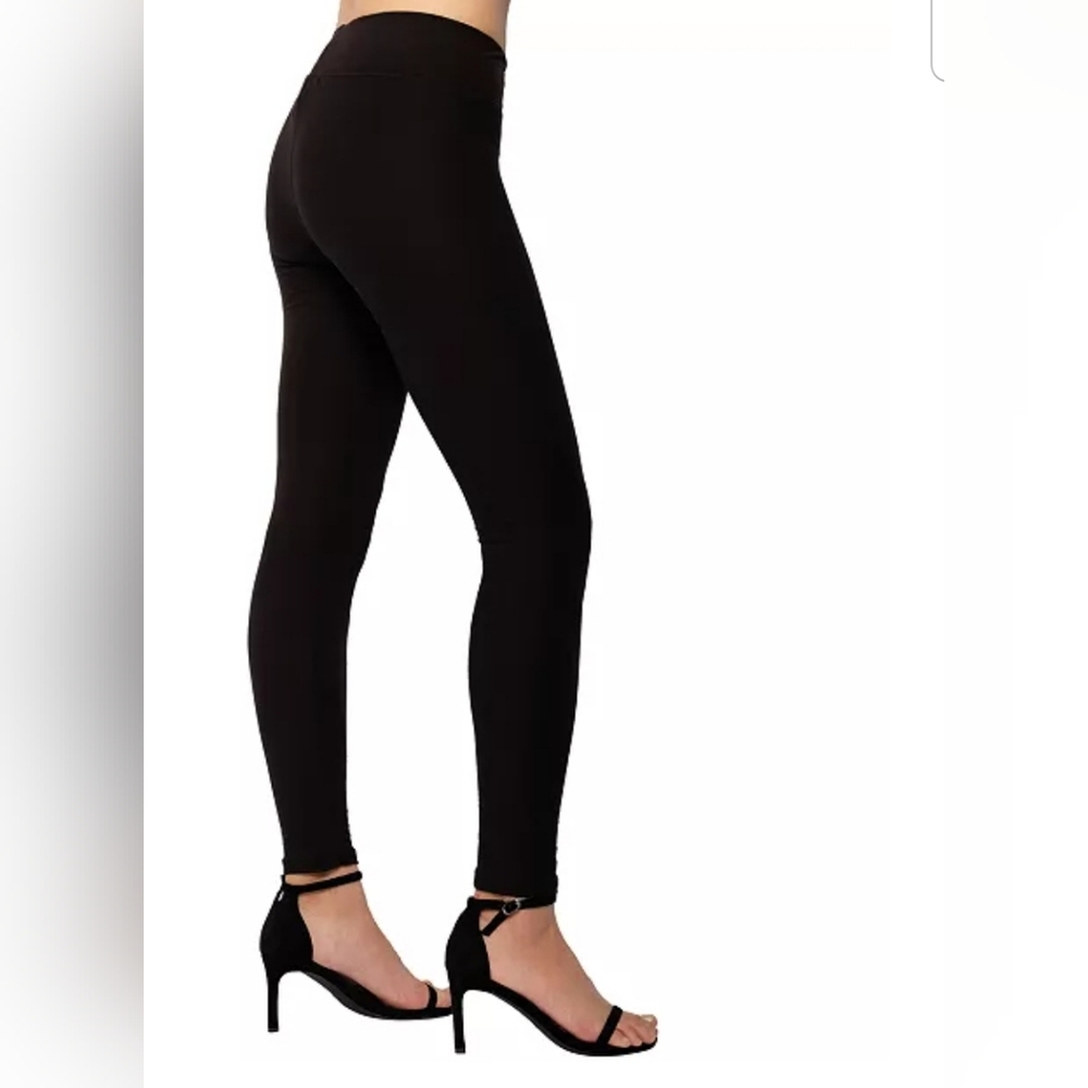 Derek Heart Black High Waisted Leggings NWOT Sz. M Butter Soft!